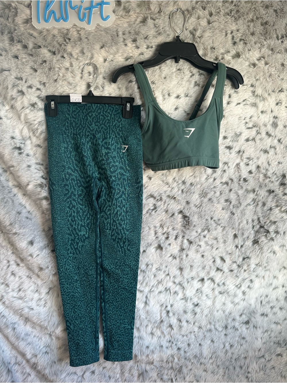 510. Gymshark xs / small set 2pc bundle